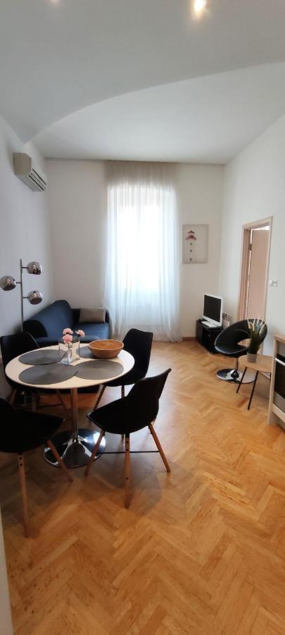 Apartment Milani With Private Garage Opatija Eksteriør billede